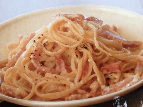 Pasta kaassaus met ham