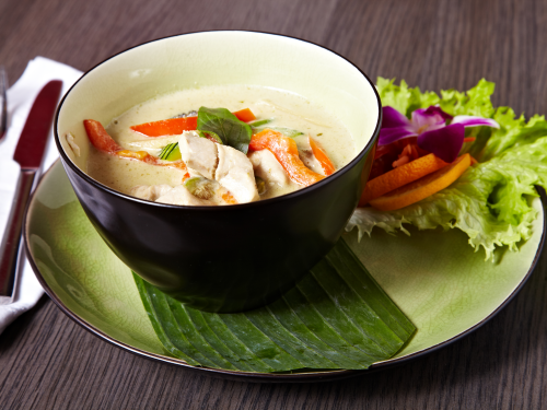 Chicken with green curry