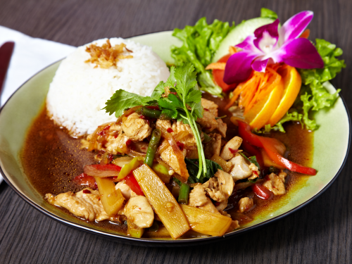 Stir-fried chicken with thai basil, garlic and red peppers