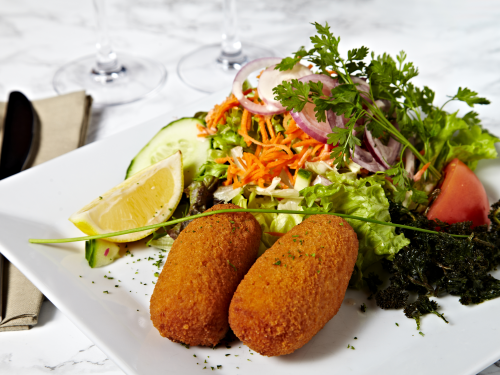 Kroketten met grijze garnalen