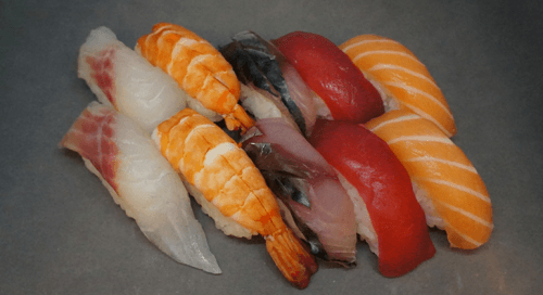 Mixed sushi