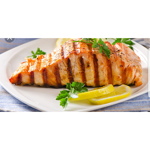 Zalmfilet met aangepaste saus
