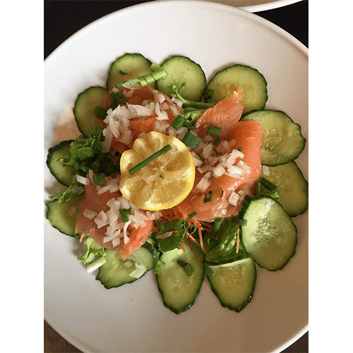 Salade met gerookte zalm