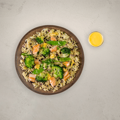 P12-Lachs-Reis Pfanne mit Broccoli