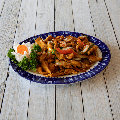 Émincés de poulet sauté aux noix de cajou