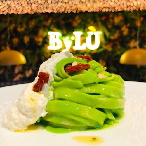 Fettuccine Pesto Pinoli E Burrata