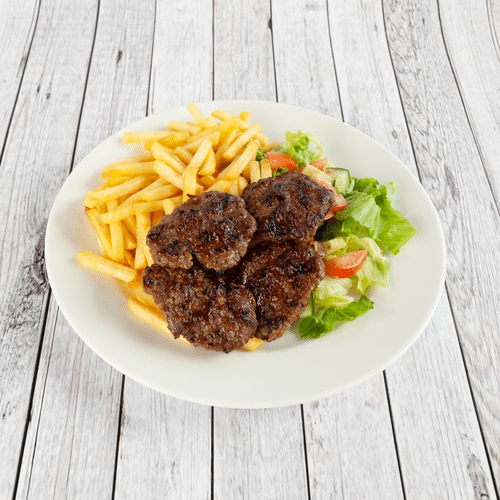 Assiette köfté frites (spécialité de la maison)