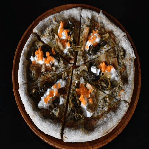 Pizza aus BIO Hanf-Teig Funghi