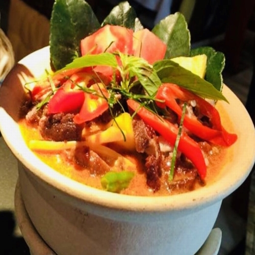 Gaeng Daeng