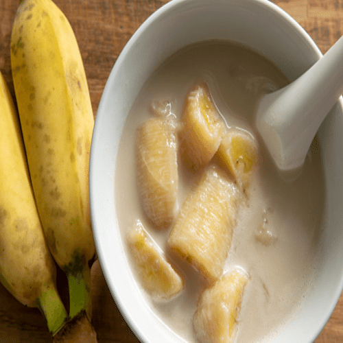Thai-Banane in Kokosnussmilch mit Palmenzucker