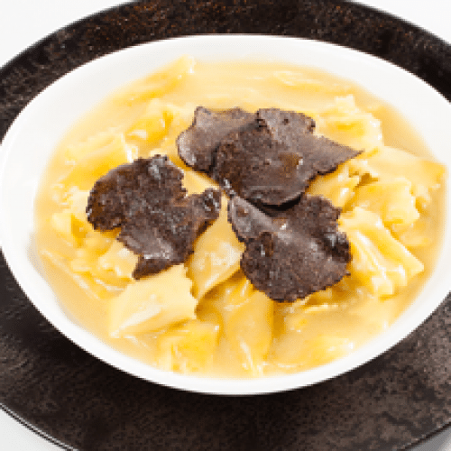 Mini Ravioles dans sa Nage de Parmesan et Truffes Noires