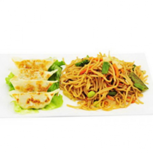 P5-Nouilles Sautées aux Légumes et 4 Gyozas