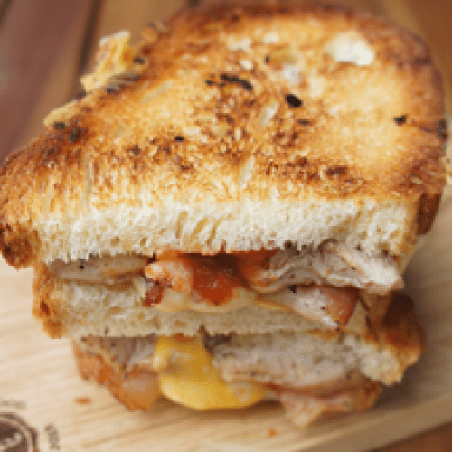 Le Grilled Cheese Moment XL