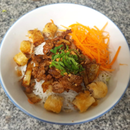 Plat Bò Bún Végétarien