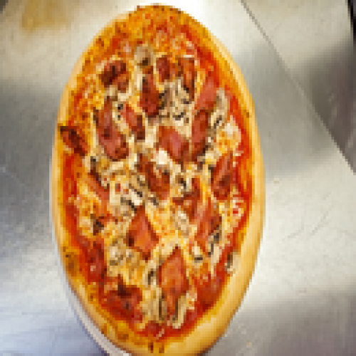 Pizza délectable sénior