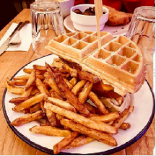 Plat Waffle Burger