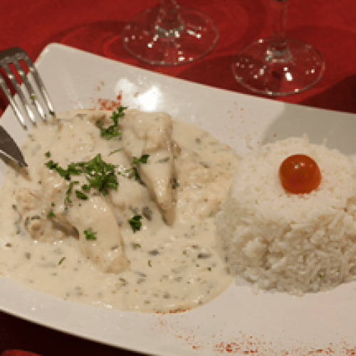 Le Poulet à l'Estragon Crémeux et sa Timbale de Riz