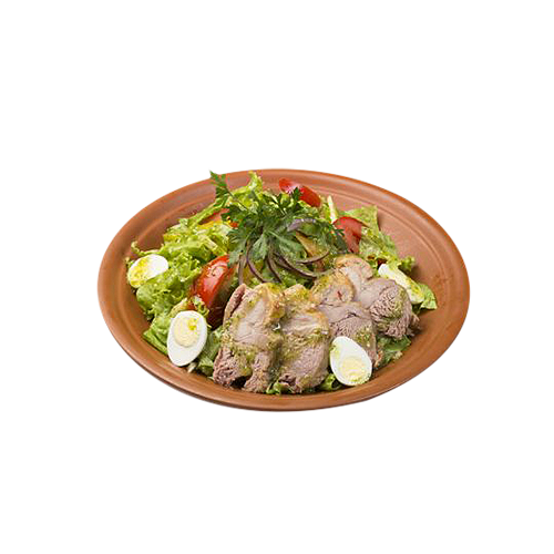Salată cu roșii și carne de curcan