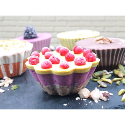 Forest fruits & vanilla cupcake