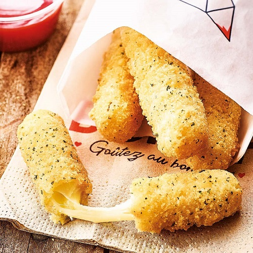 Mozzarella sticks x4