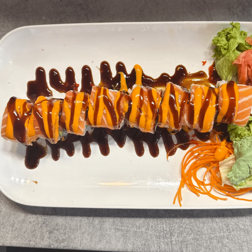 salmon special roll(new)