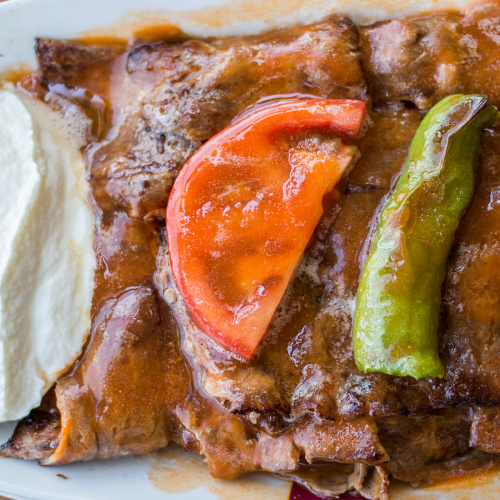 Iskender (kebap aux yaourt)