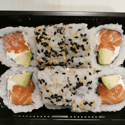 Zalm met avocado en kaas