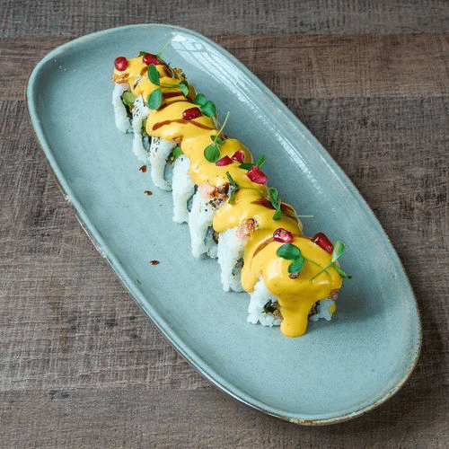 Spicy mango mayo roll