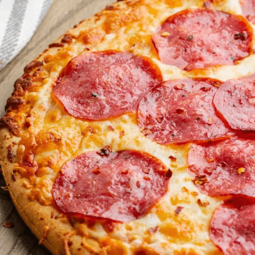 Meduim pizza salami (32 cm)