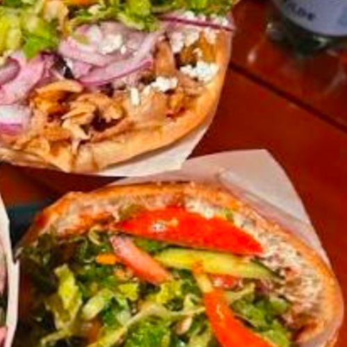 Super menu deal kebab klein (2 maal kebab drank erbij)