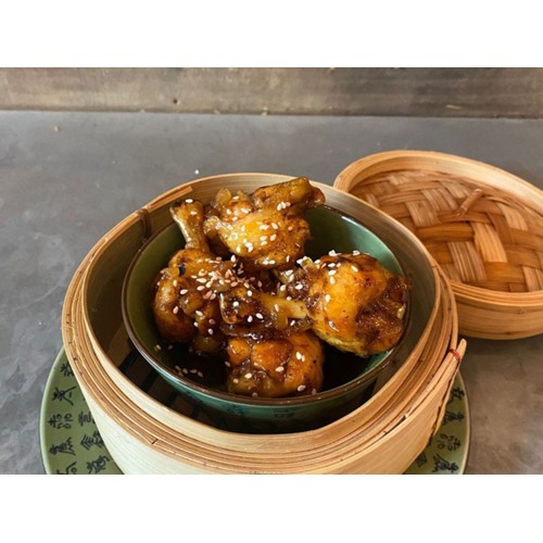 (11) Vietnamese Chickendrums