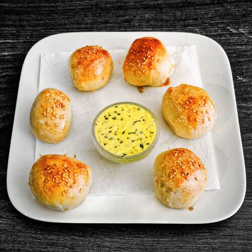 Brood met kruiden boter