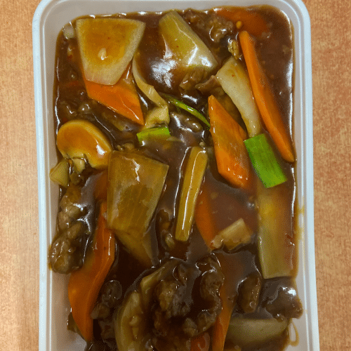 Filet de boeuf sauté sauce piquante