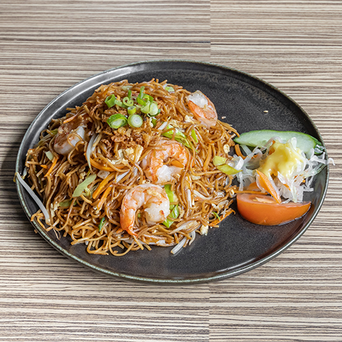Fried noodles with scampi