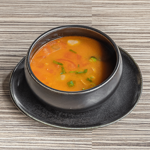 Soup tom yam kum