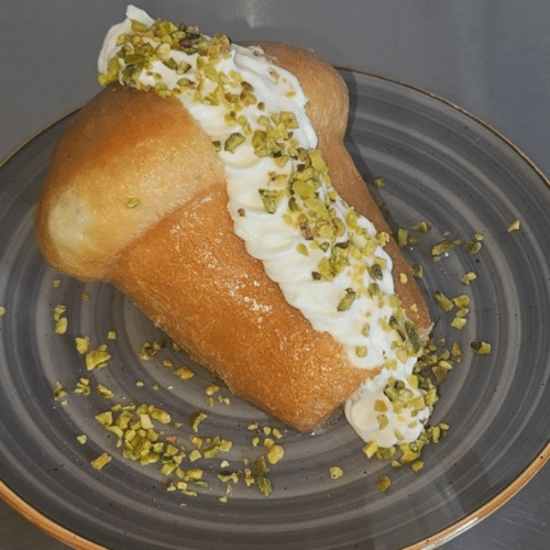 Baba al rhum ricotta et pistache