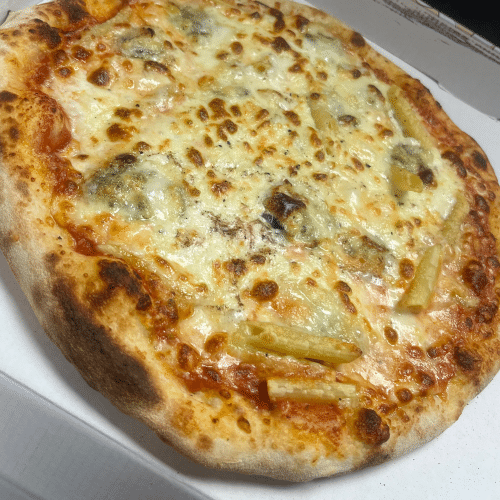 Pizza aux pâtes 4 fromages