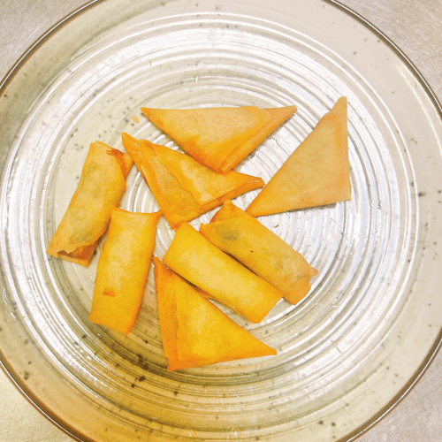 Mini loempia en currydriehoek