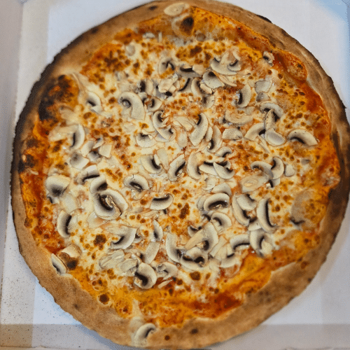 Pizza champignons géante