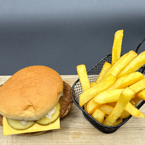 Cheese burger met friet