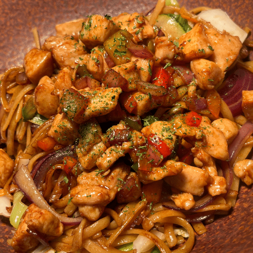 Nouilles sautées au poulet