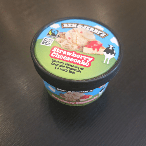 Ben & Jerry mini cup Strawberry Cheesecake 100 ml