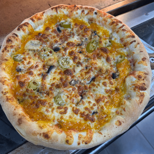 Pizza poulet champignons avec andalouse