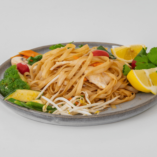 Pad thaï sautées poulet et légumes
