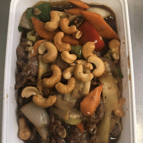 69. Rundsvlees met cashewnoten