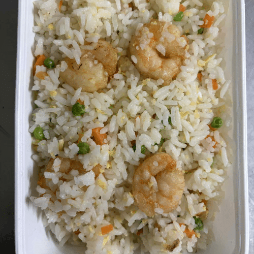 94. Nasi met scampi's