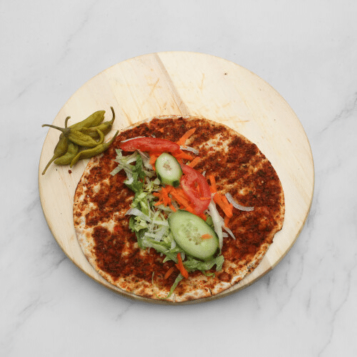 Lahmacun met groenten