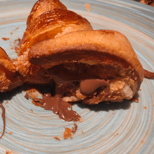 Croissant nutella