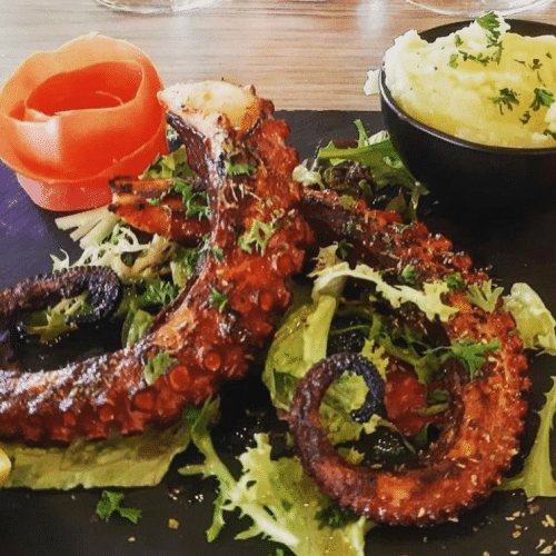 Gegrilde tentakel van inktvis