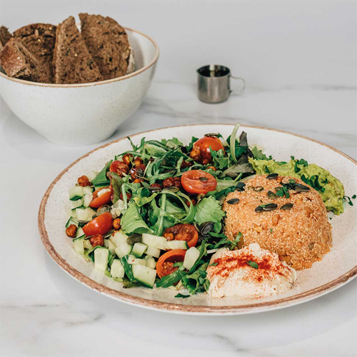 Quinoa & guacamole salade